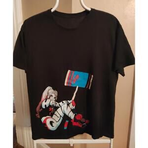 Harley Quinn T-shirt - no tag fits like Mens L - EUC